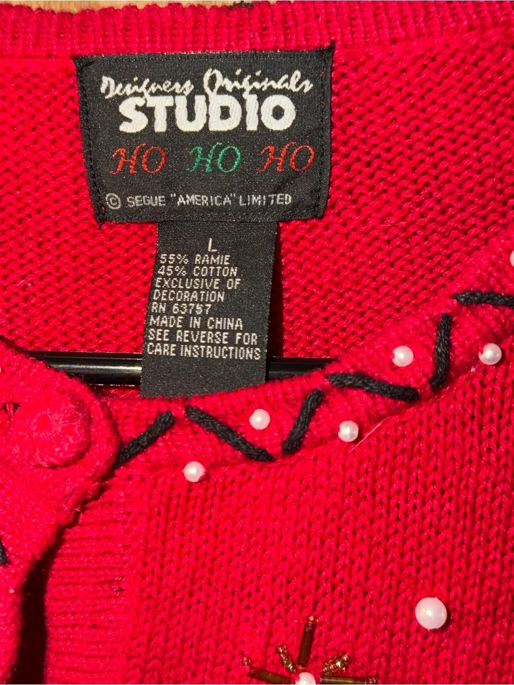 Designers Originals Studio Red Christmas Sweater Santa Reindeer Trees Sz L